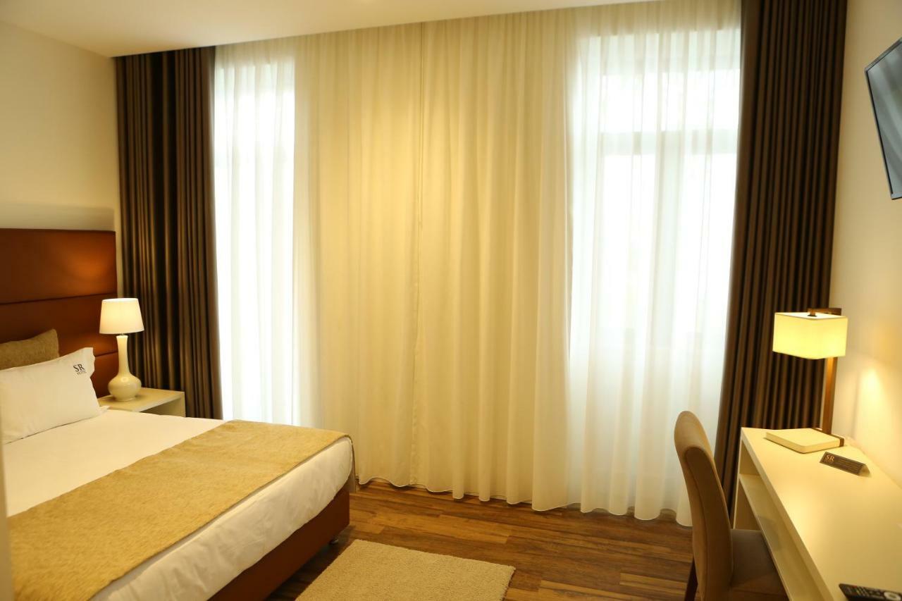 Hotel Solar Do Rebolo Оливейра-ду-Ошпитал Экстерьер фото