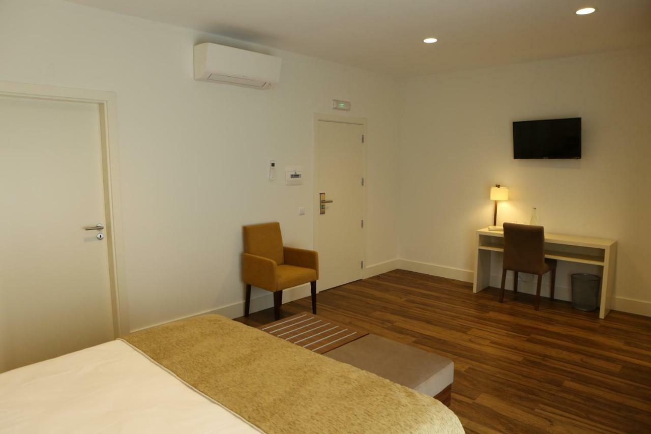Hotel Solar Do Rebolo Оливейра-ду-Ошпитал Экстерьер фото